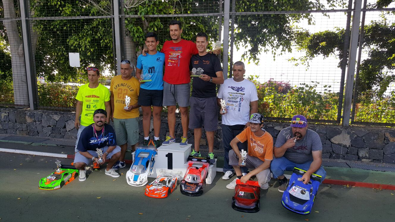 Toni Santana gana la primera prueba del GT de Canarias!