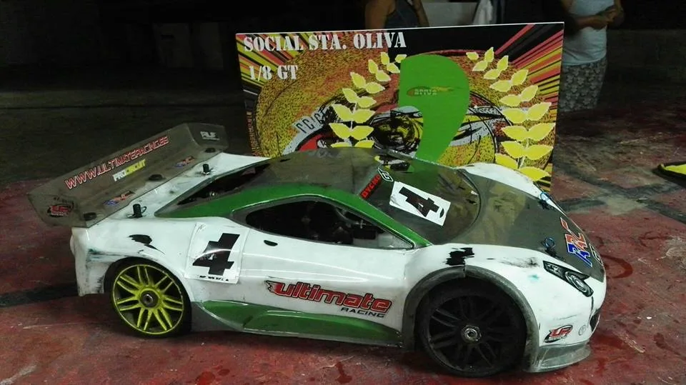 Video MULTICÁMARA del Social Nocturna de GT en Santa Oliva !